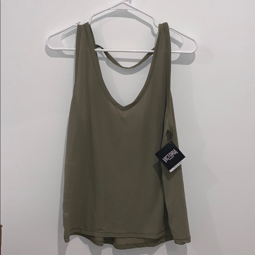 Victoria Secret Workout Tee S M